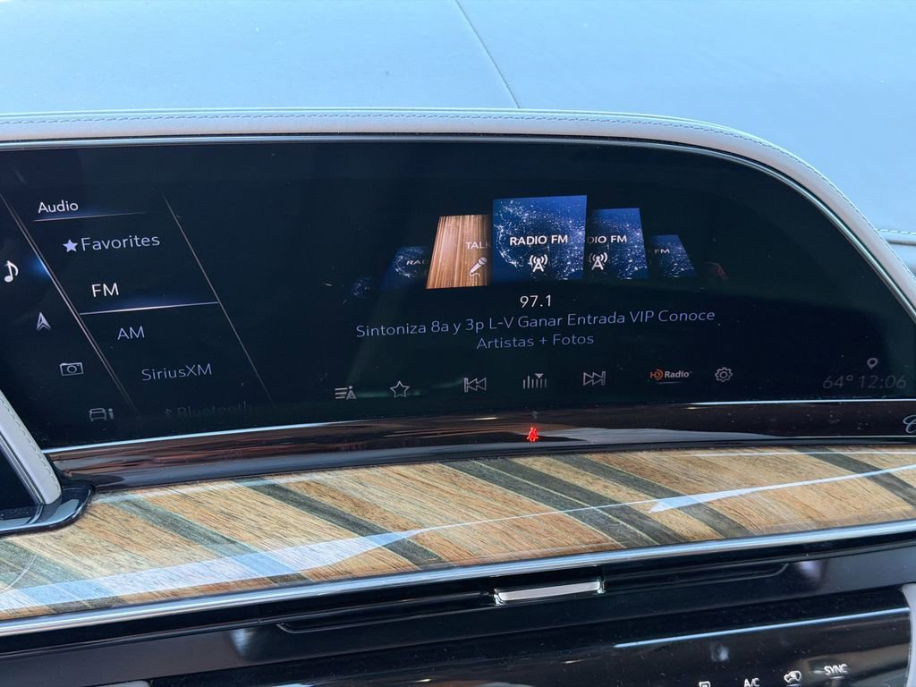 Used 2021 Cadillac Escalade ESV Premium Luxury Platinum image 33