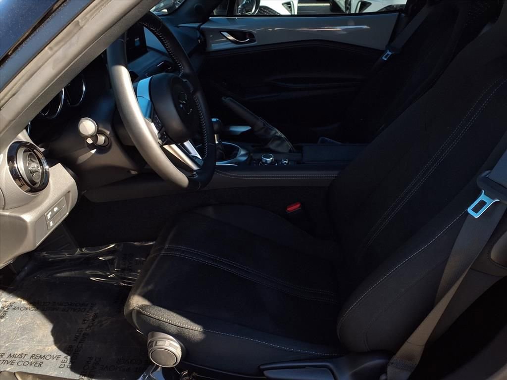 Certified 2024 MAZDA MX-5 Miata Club w/ Appearance Package image 18