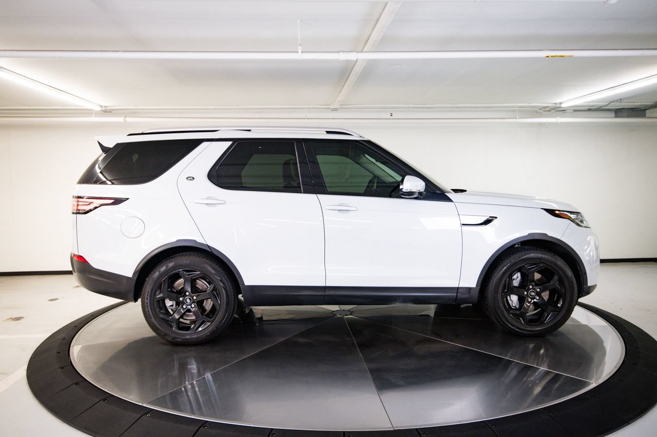Used 2020 Land Rover Discovery HSE Luxury AWD/4WD image 8