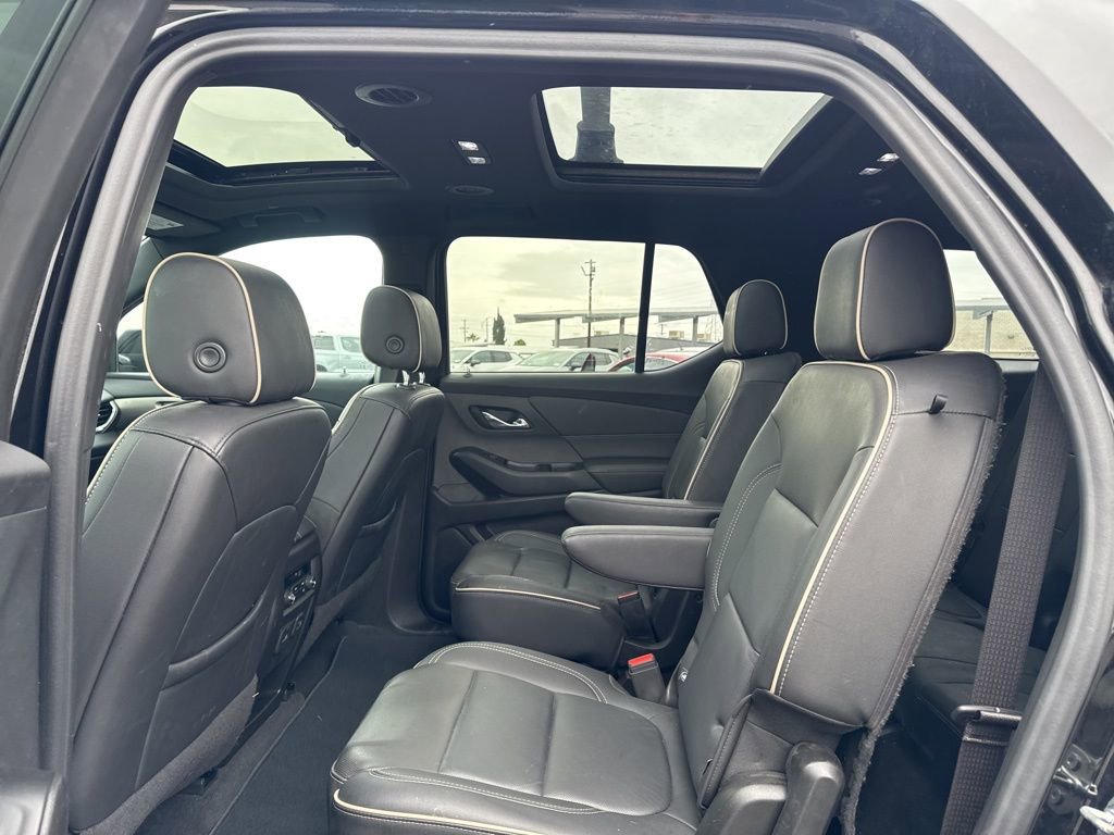 Certified 2023 Chevrolet Traverse Premier w/ Redline Edition FWD image 15