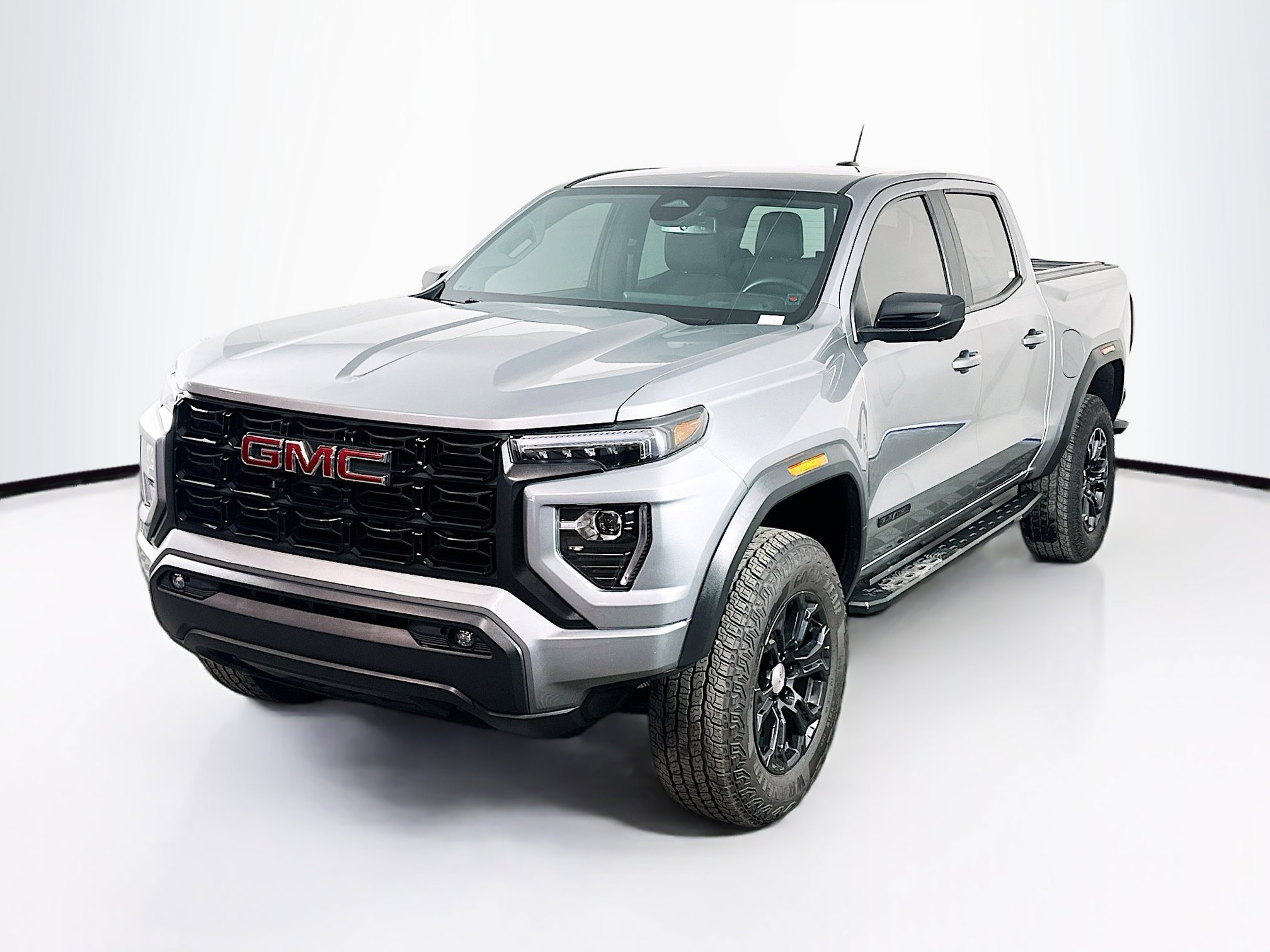 Used 2024 GMC Canyon Elevation w/ Elevation Premium Package RWD image 3