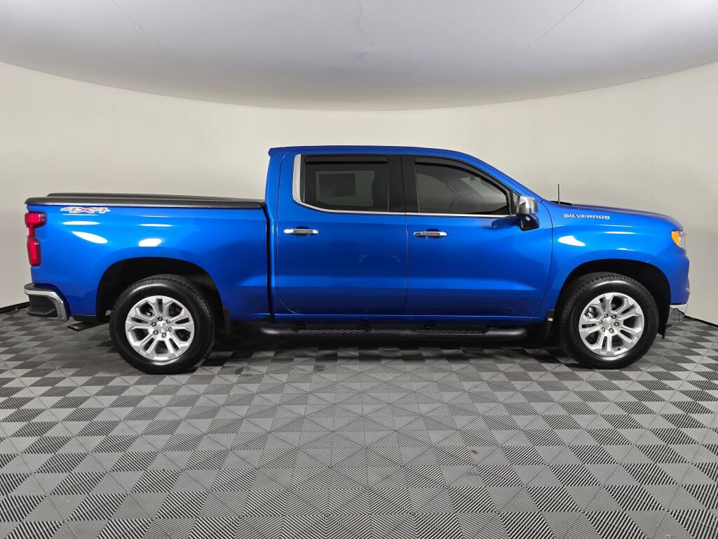 Used 2024 Chevrolet Silverado 1500 LTZ w/ Technology Package image 2