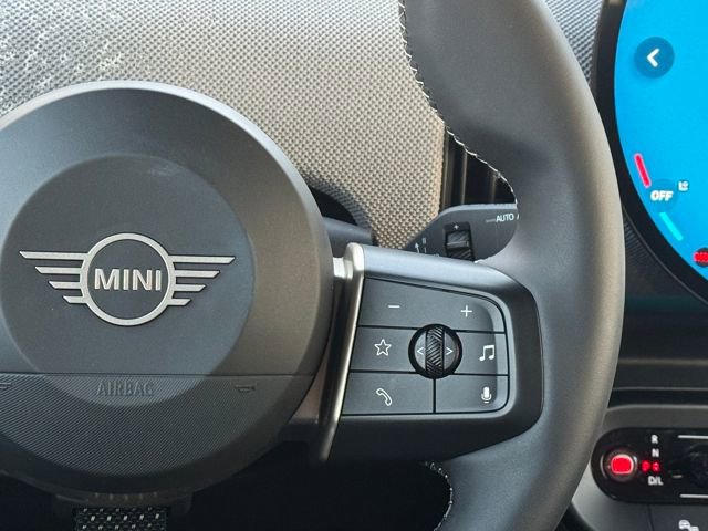 Used 2025 MINI Cooper S image 22