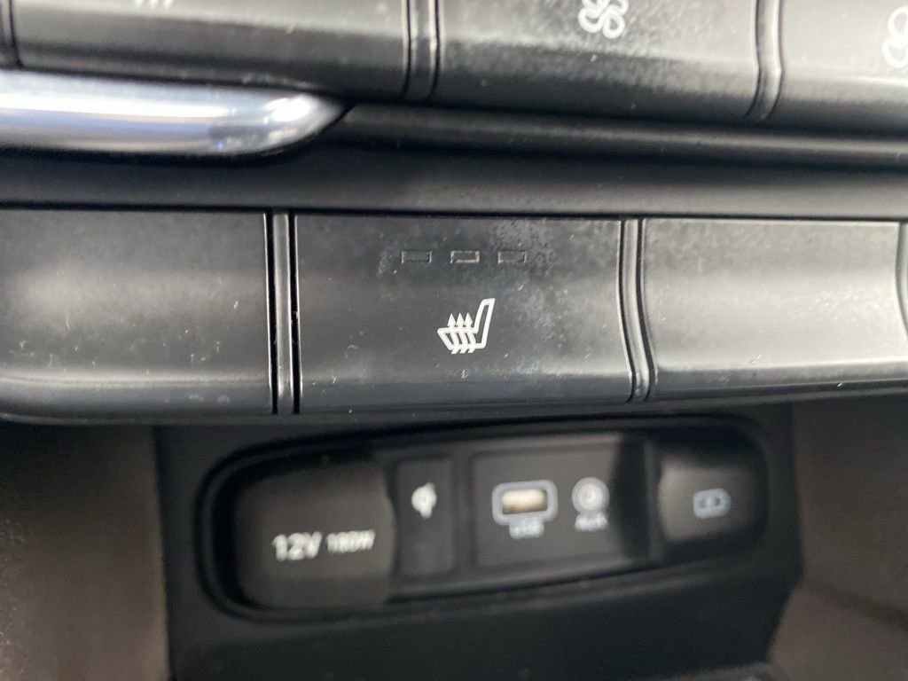 Used 2020 Hyundai Santa Fe SEL w/ Convenience Package image 39