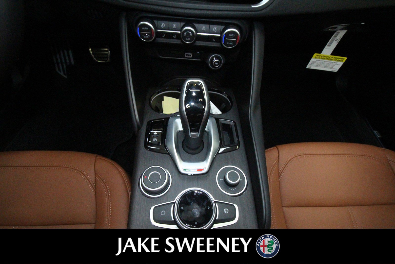 New 2022 Alfa Romeo Giulia Ti image 19