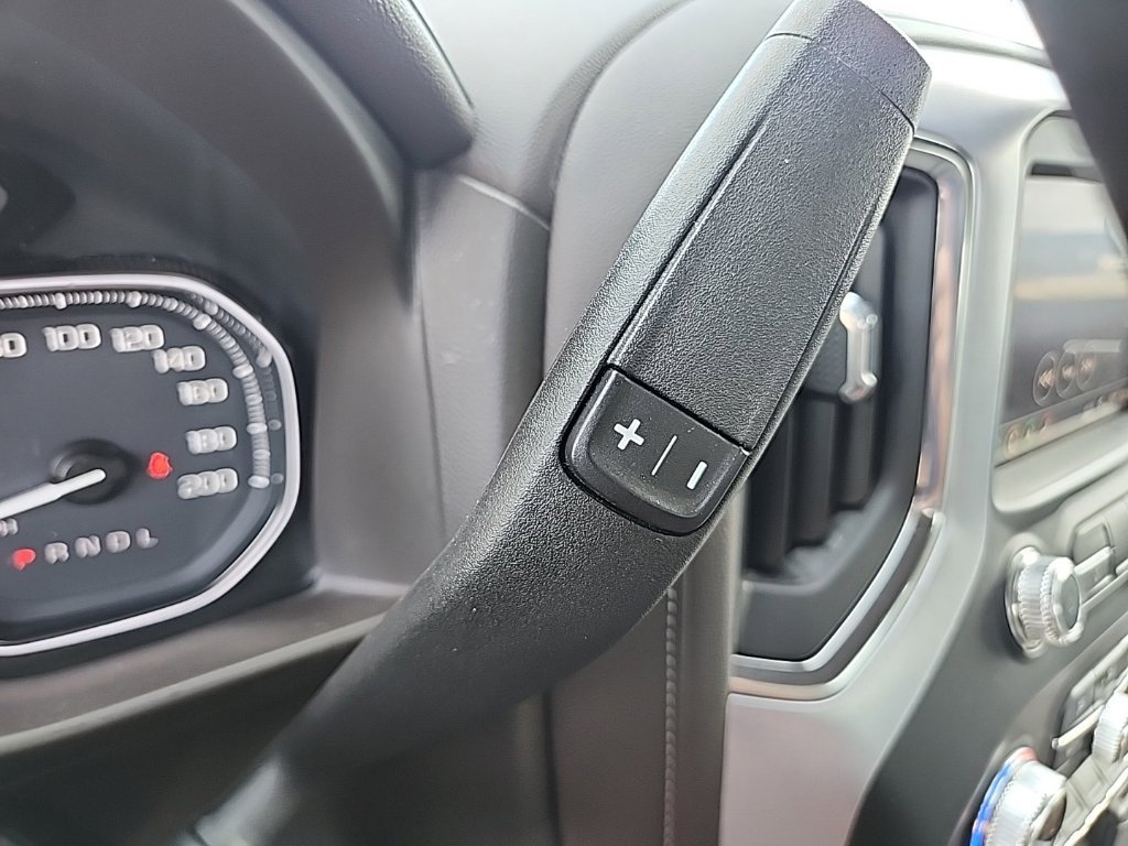 Used 2019 GMC Sierra 1500 SLT w/ SLT Premium Plus Package AWD/4WD image 17