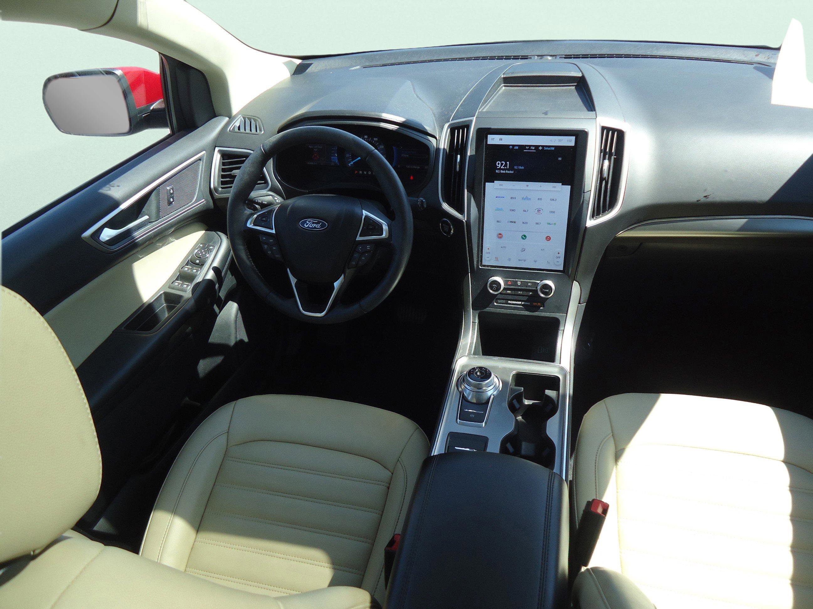Used 2022 Ford Edge SEL w/ Convenience Package image 10