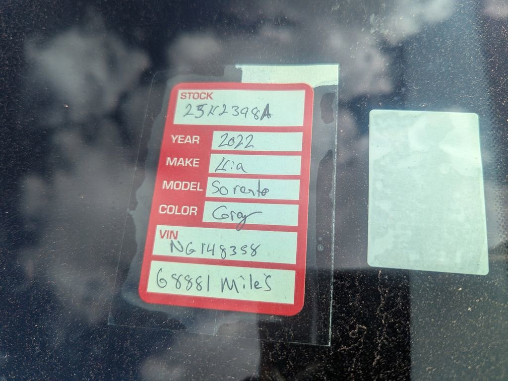 Used 2022 Kia Sorento S image 5