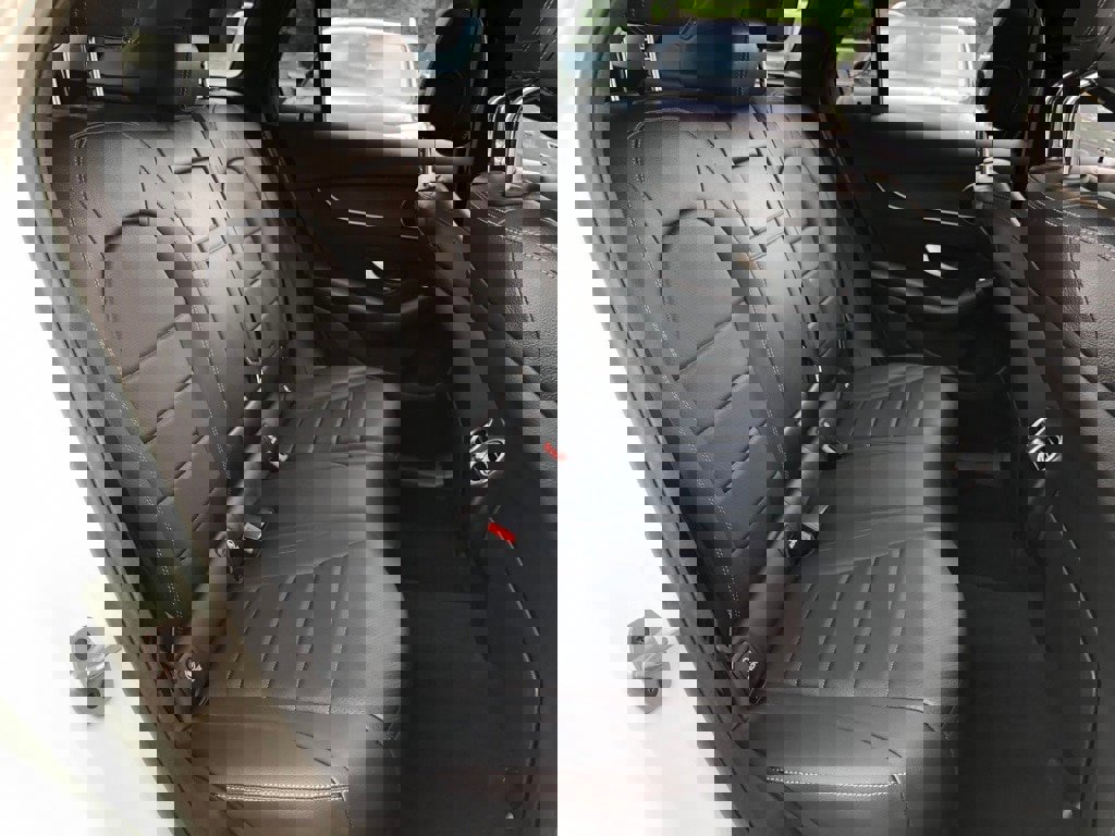 Used 2022 Mercedes-Benz GLC 300 4MATIC w/ Premium Package Lite image 32