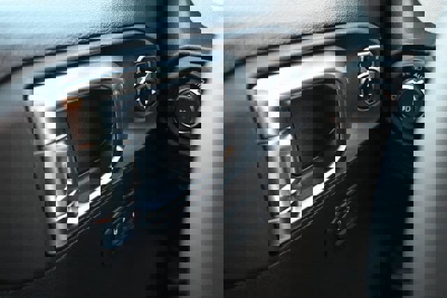 Used 2024 Jeep Wrangler Sport image 37