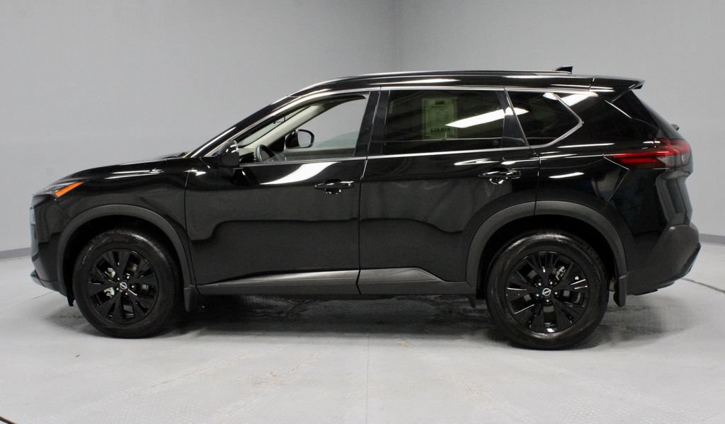 Certified 2023 Nissan Rogue SV w/ SV Premium B Package AWD/4WD image 7