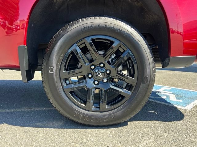 Used 2024 Chevrolet Silverado 1500 RST w/ Convenience Package II AWD/4WD image 11