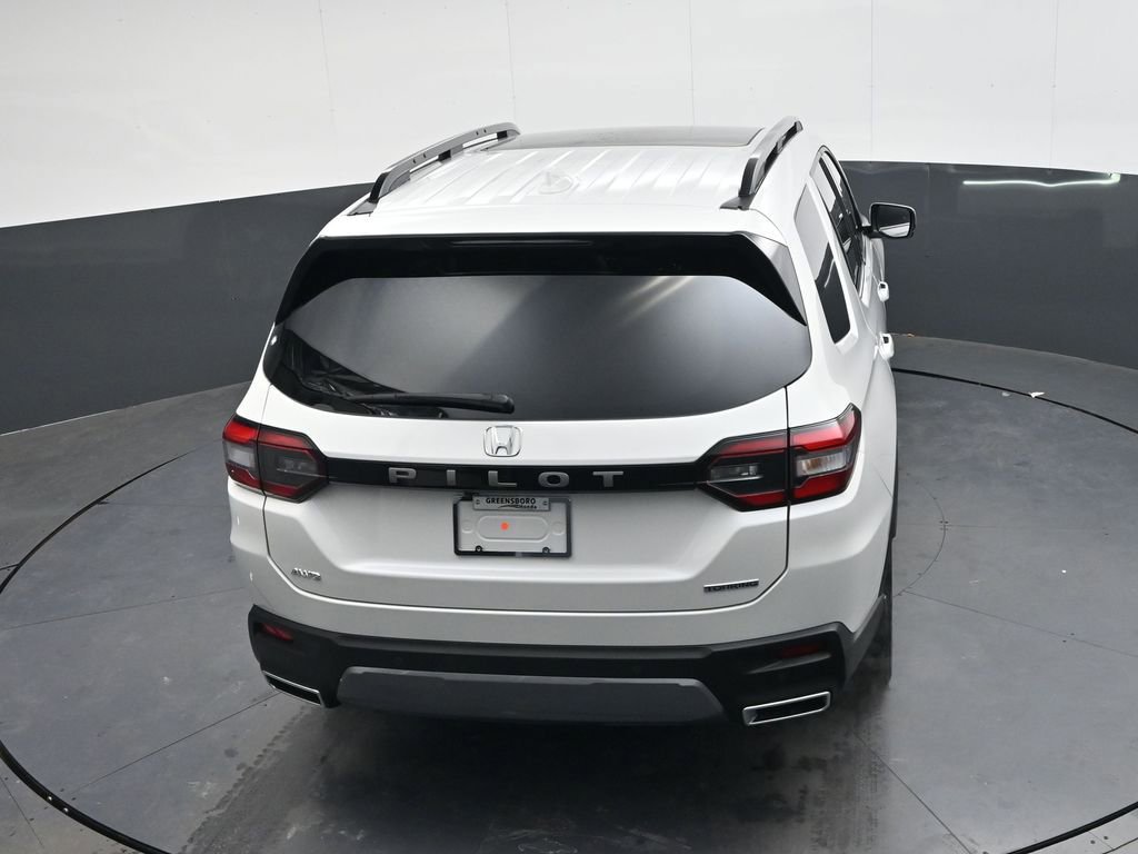 New 2026 Honda Pilot Touring image 29