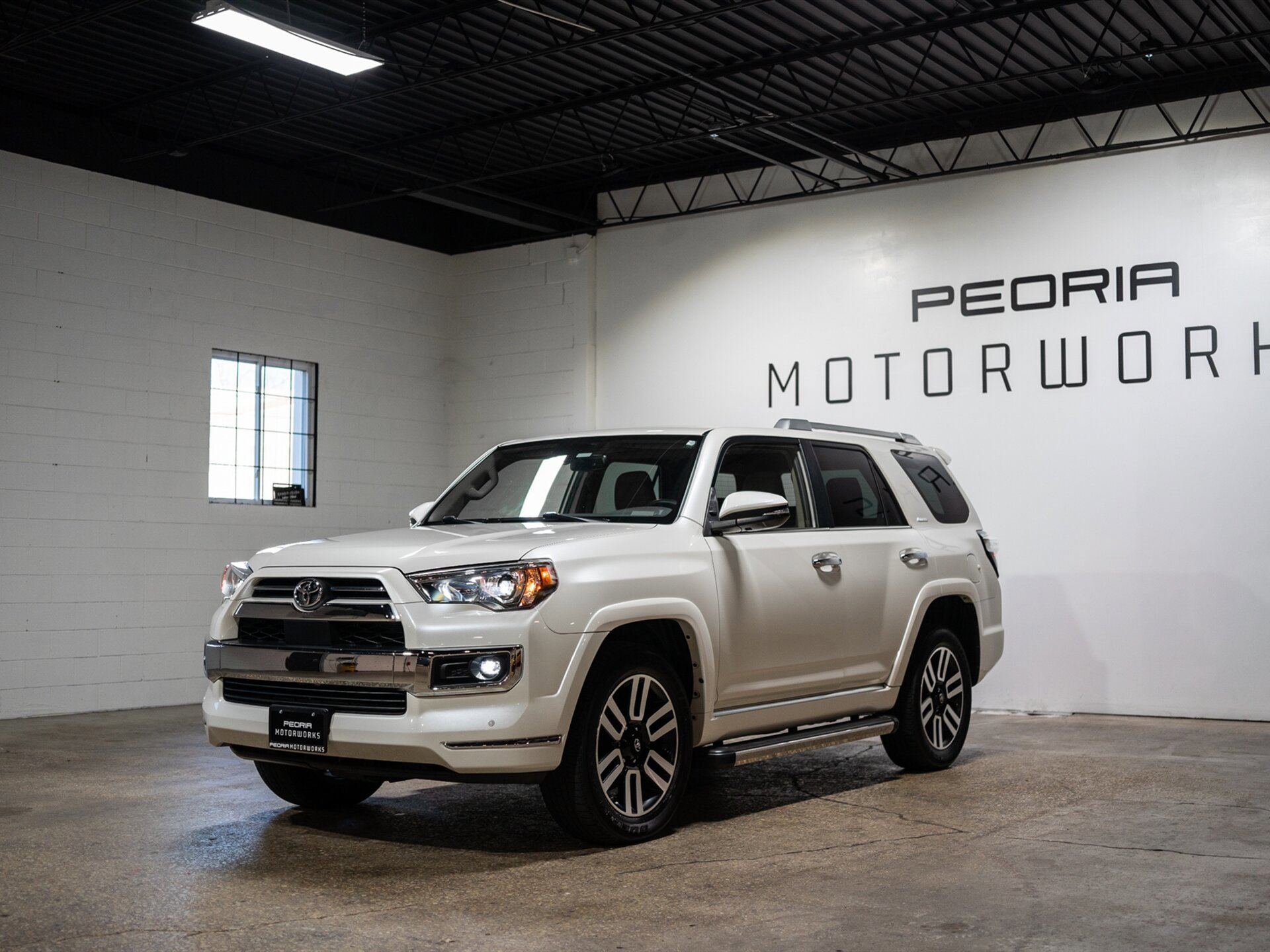 Used 2021 Toyota 4Runner Limited AWD/4WD image 5