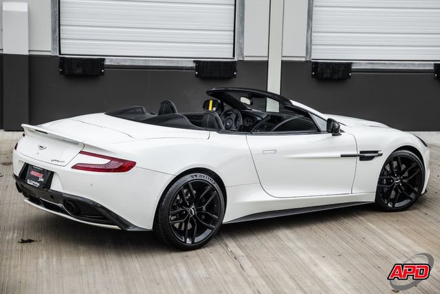 Used 2016 Aston Martin Vanquish Volante RWD image 58