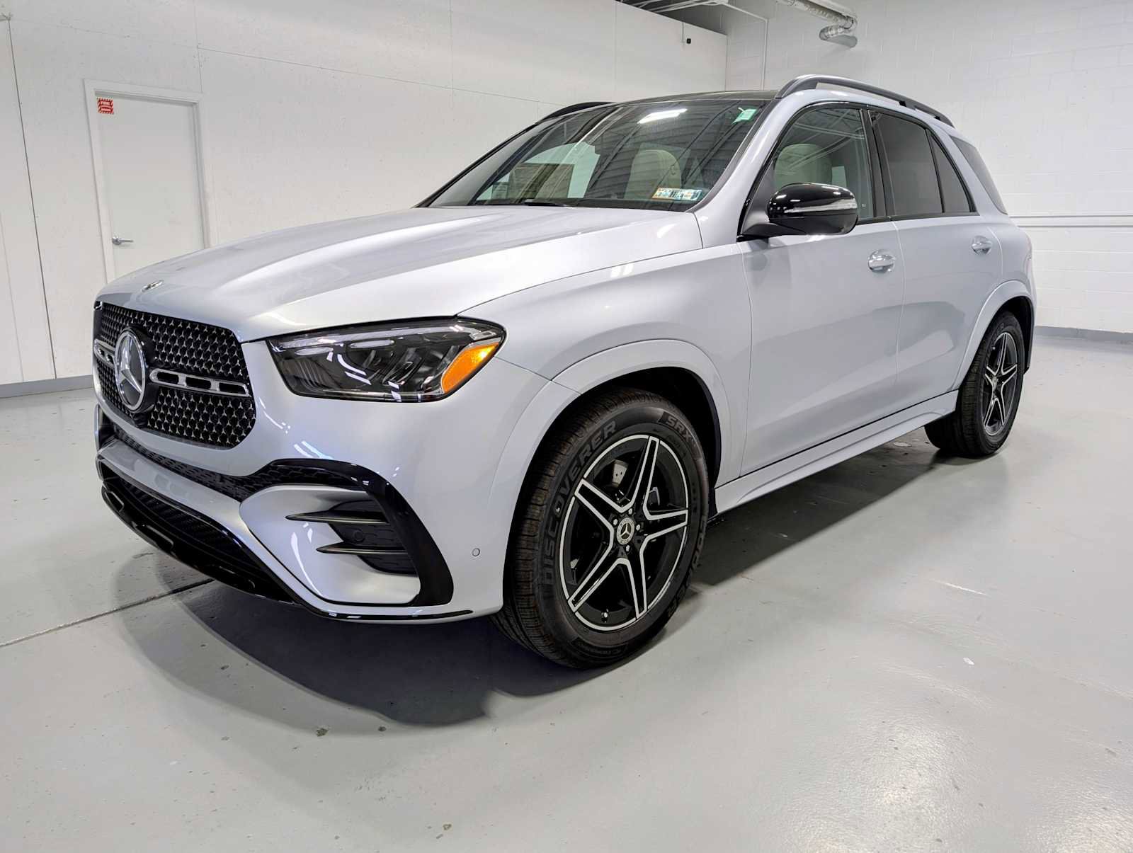 Used 2026 Mercedes-Benz GLE 350 4MATIC image 1