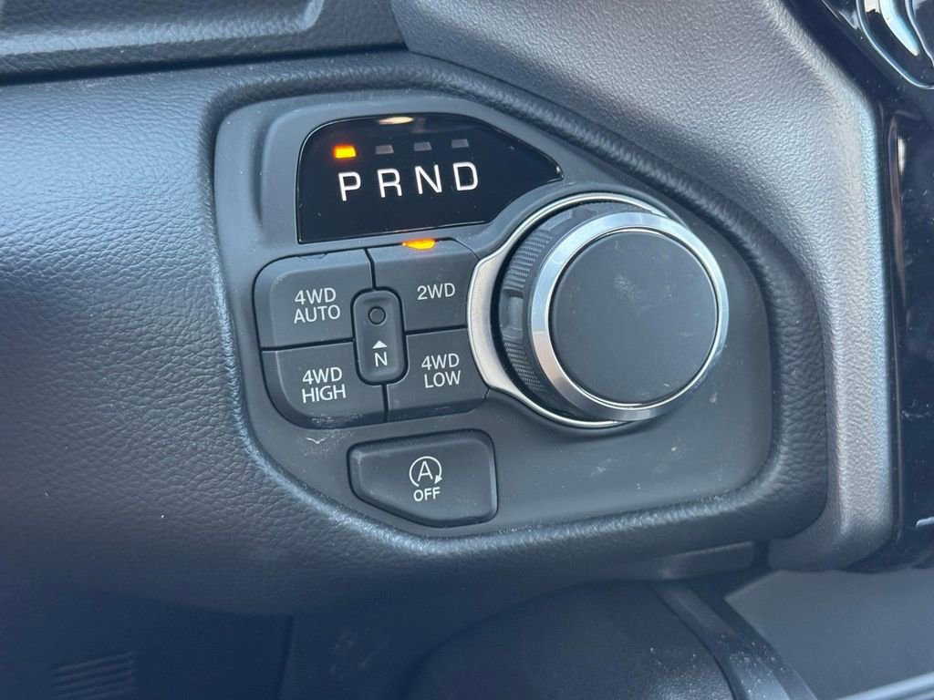 New 2026 RAM 1500 Big Horn AWD/4WD image 21