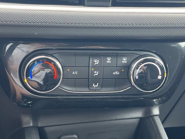 Used 2025 Chevrolet TrailBlazer LT AWD/4WD image 20