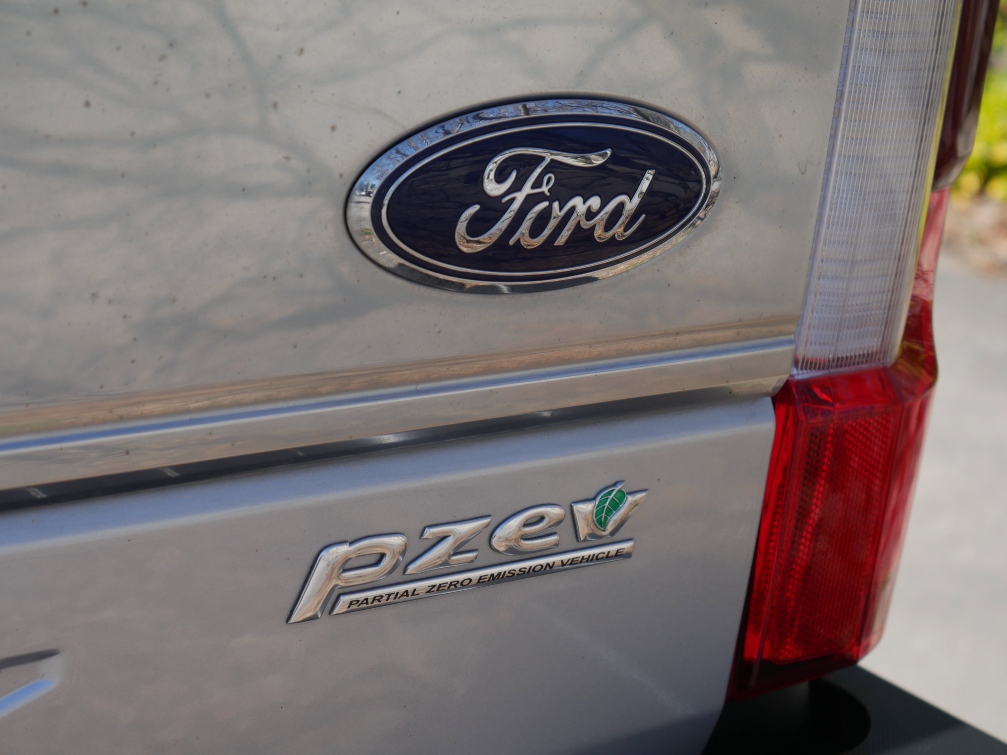 Used 2019 Ford F350 Platinum w/ Platinum Ultimate Package image 24