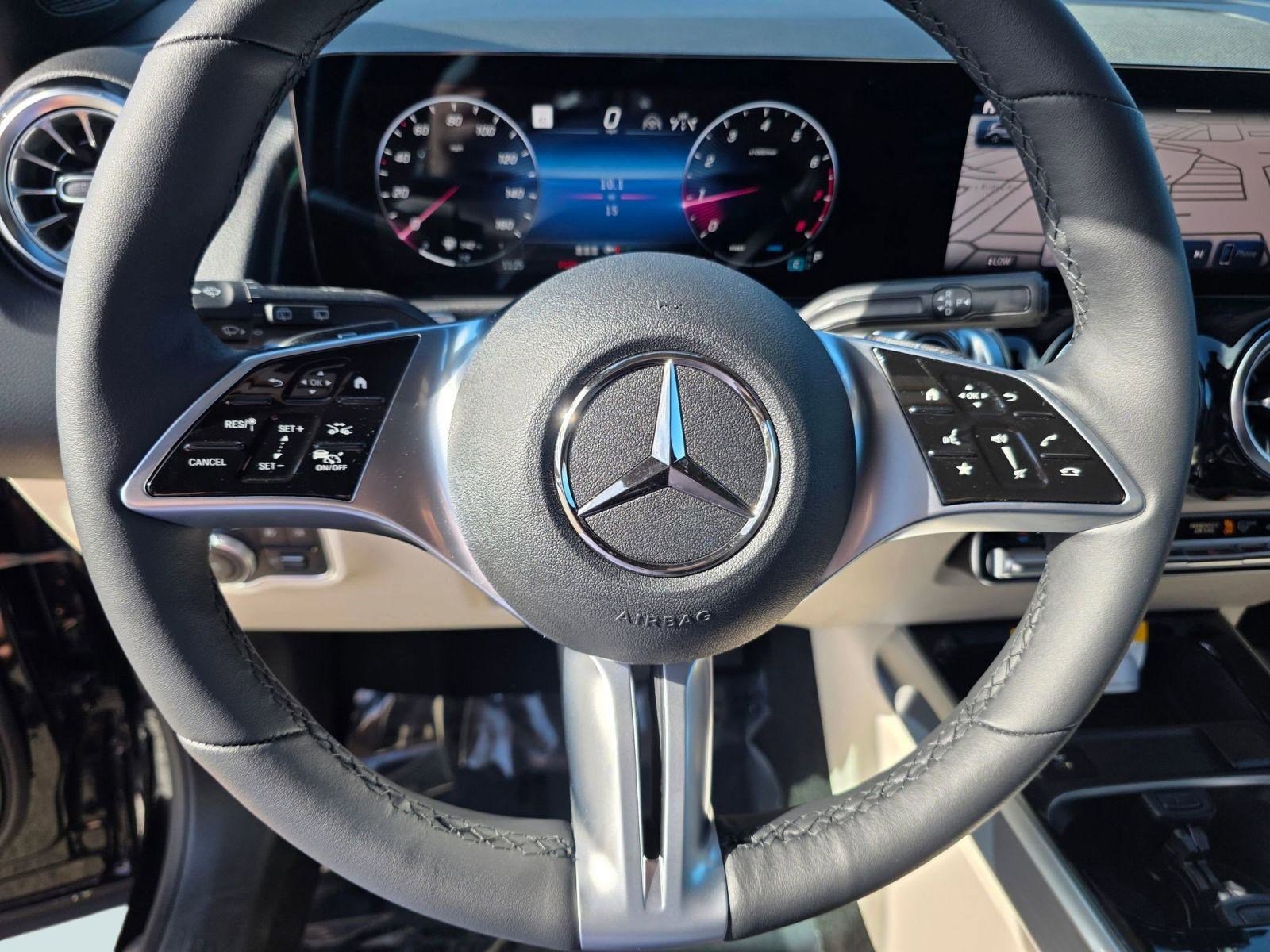 New 2026 Mercedes-Benz GLB 250 4MATIC image 14