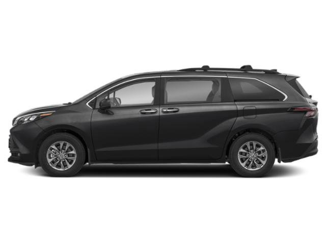 Used 2025 Toyota Sienna XLE AWD/4WD image 3