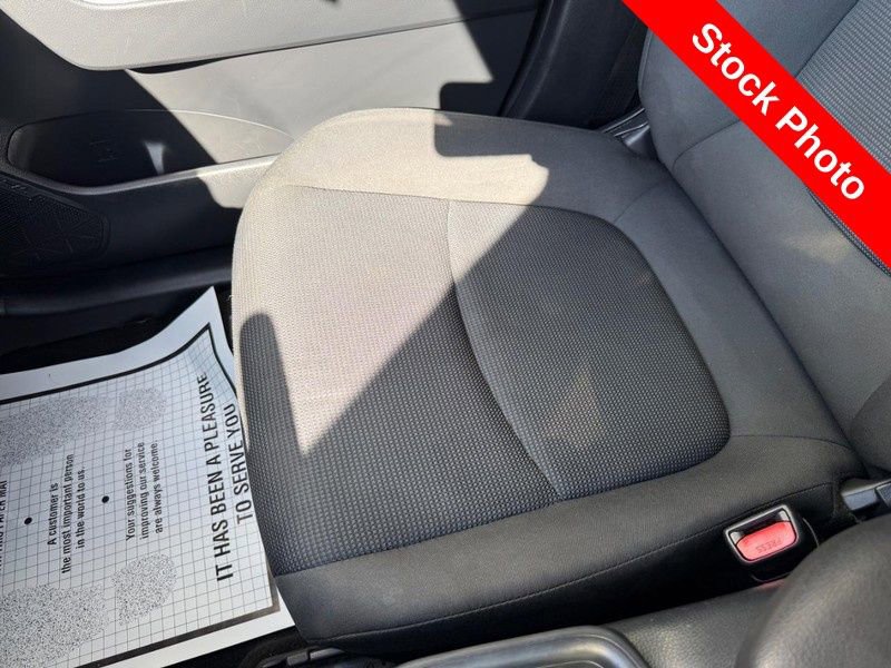 Used 2019 Toyota RAV4 LE w/ All Weather Liner Package FWD image 27