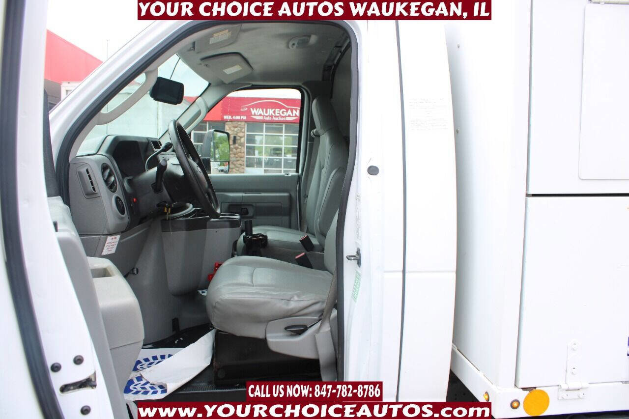 Used 2012 Ford E-450 and Econoline 450 Super Duty image 10
