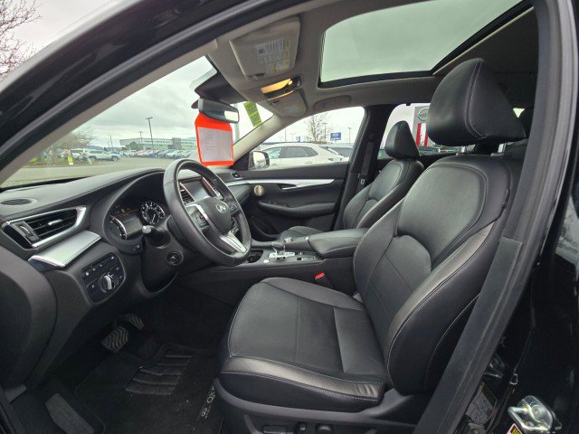 Used 2021 INFINITI QX50 Sensory image 24