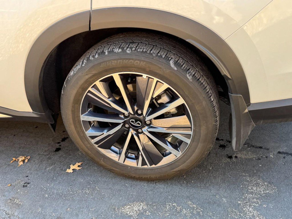 Used 2026 INFINITI QX60 Luxe w/ Cargo Package image 5