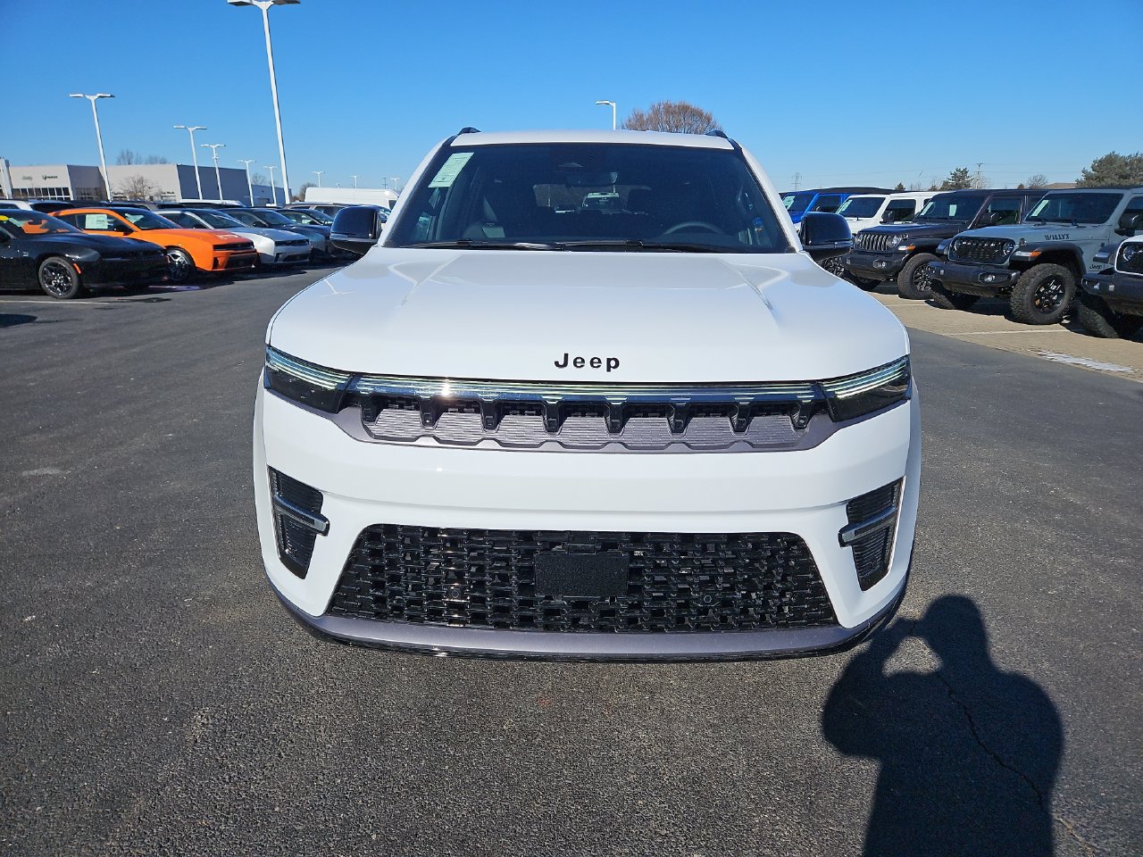 New 2026 Jeep Grand Wagoneer Limited AWD/4WD image 2