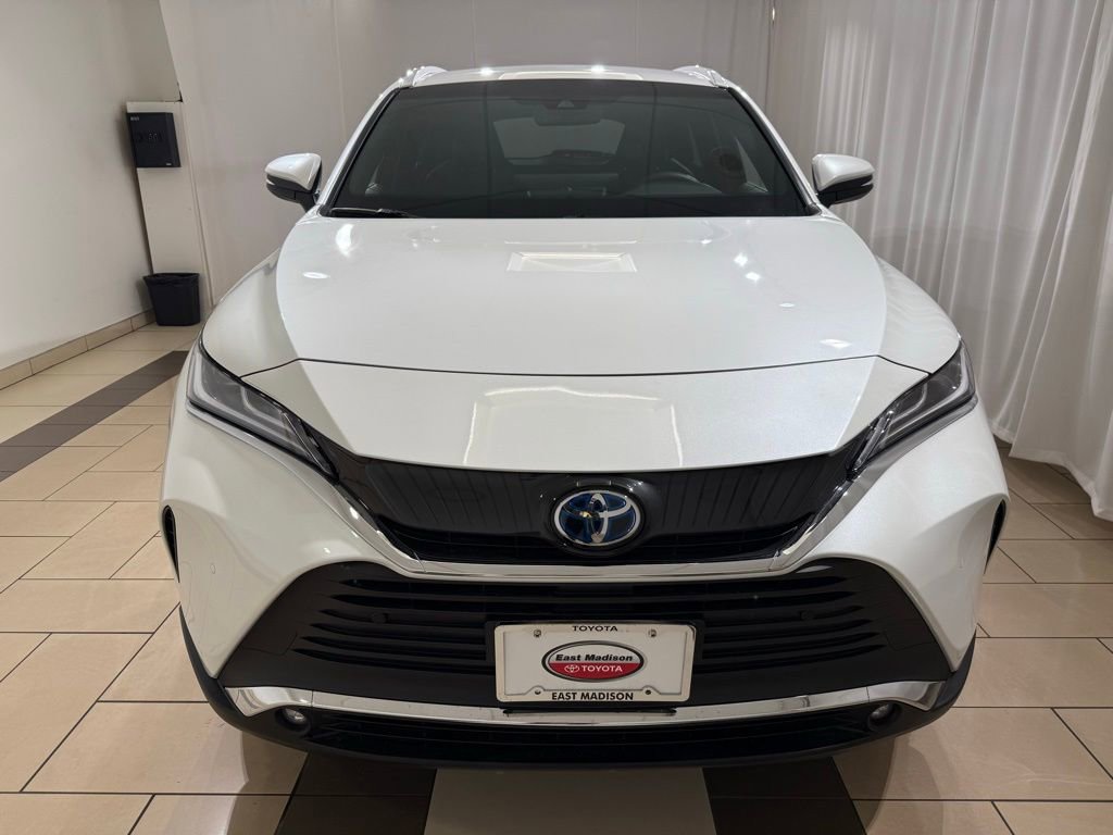 Certified 2024 Toyota Venza Limited AWD/4WD image 8
