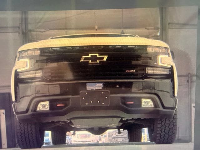 Used 2019 Chevrolet Silverado 1500 LT Trail Boss AWD/4WD image 9