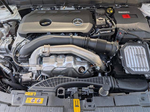 New 2026 Mercedes-Benz GLB 250 4MATIC image 18
