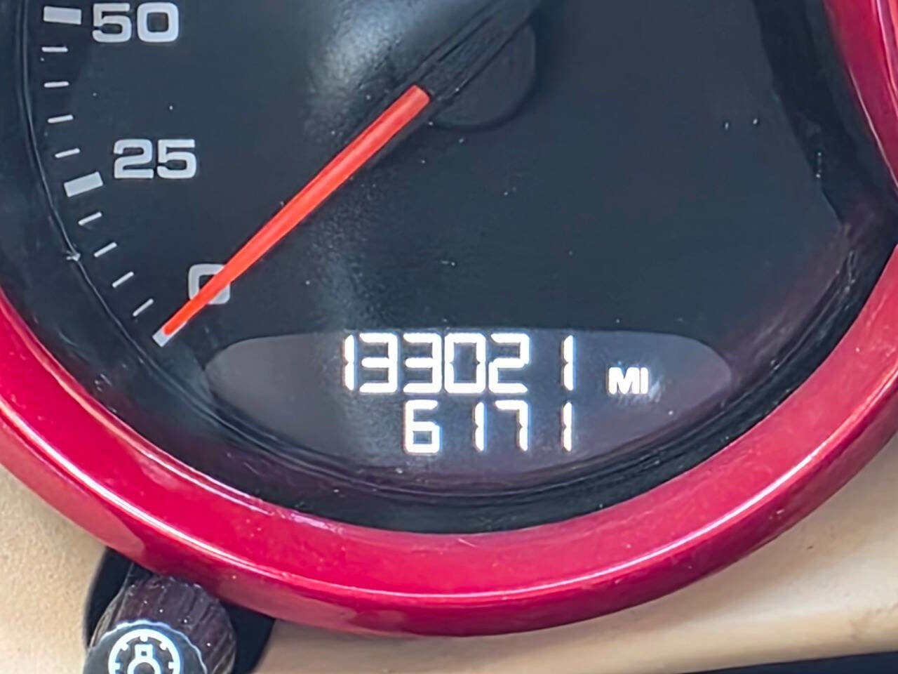 Used 2014 Porsche Cayman image 18