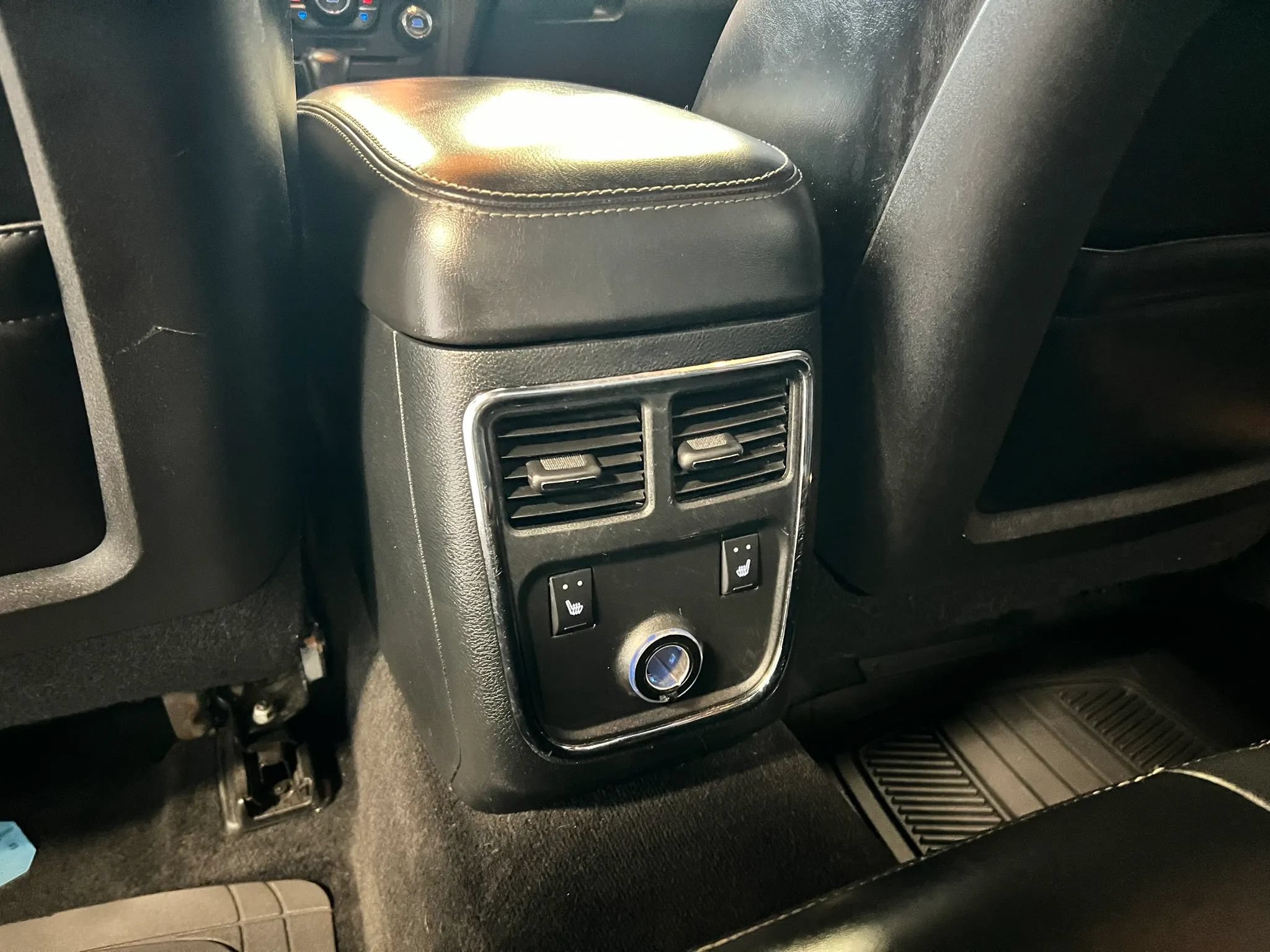 Used 2014 Dodge Charger R/T AWD/4WD image 27