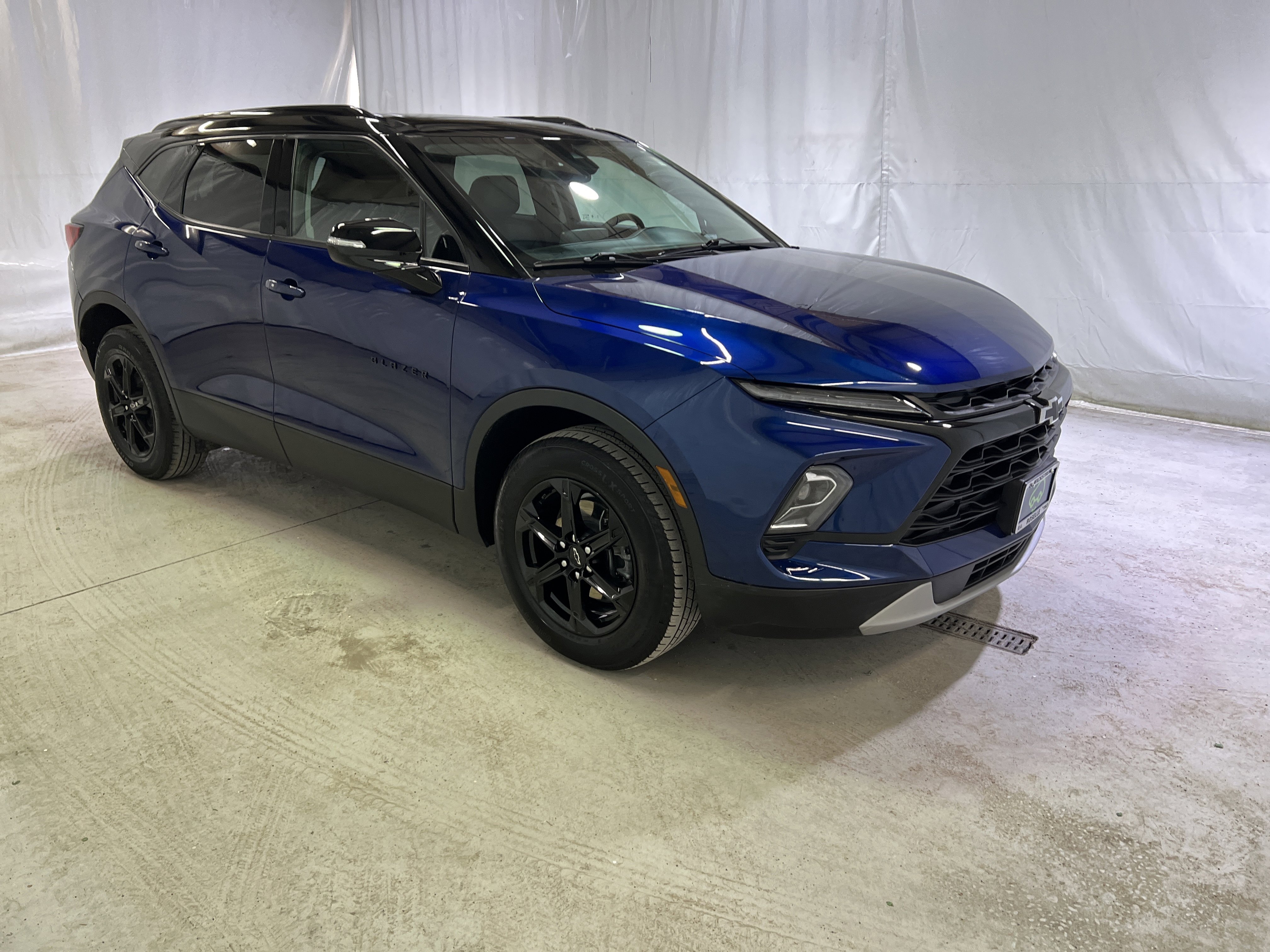Certified 2023 Chevrolet Blazer LT w/ Midnight/Sport Edition image 2