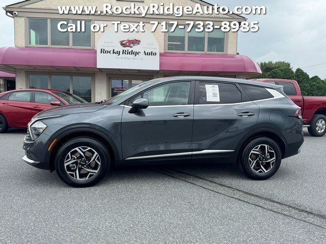 Used 2023 Kia Sportage LX AWD/4WD image 4