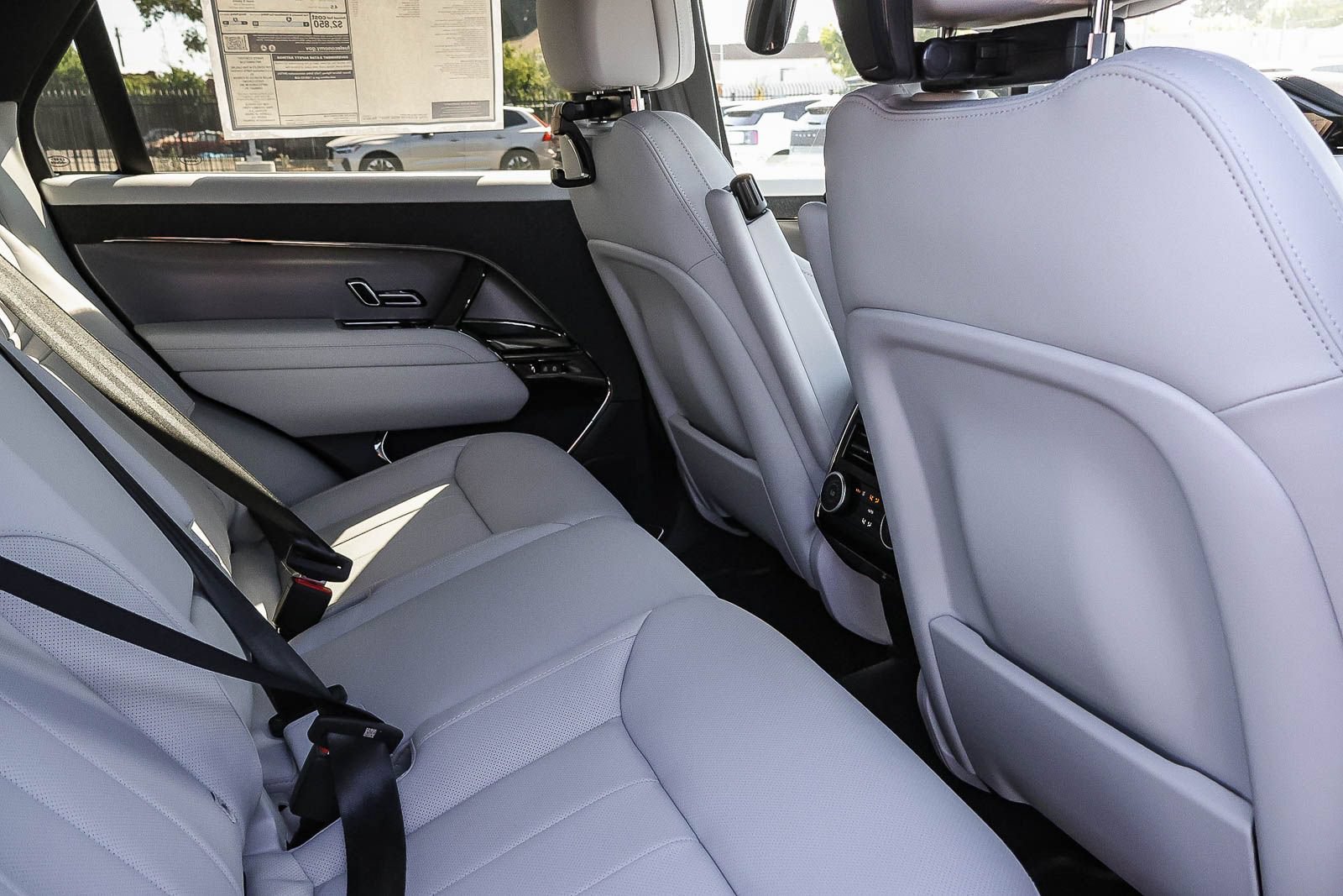 New 2026 Land Rover Range Rover Sport SE AWD/4WD image 19