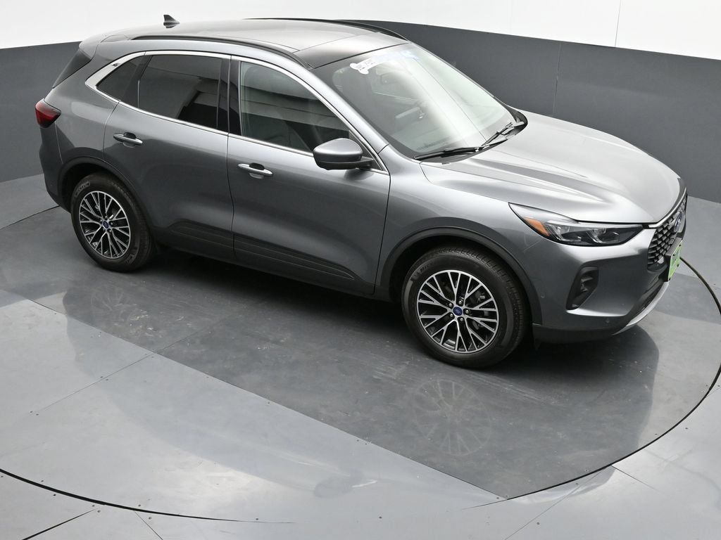 New 2024 Ford Escape SE w/ PHEV Premium Package FWD image 29