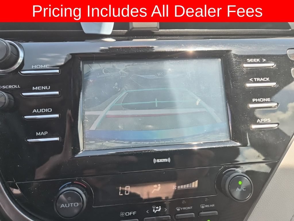 Used 2020 Toyota Camry SE FWD image 8