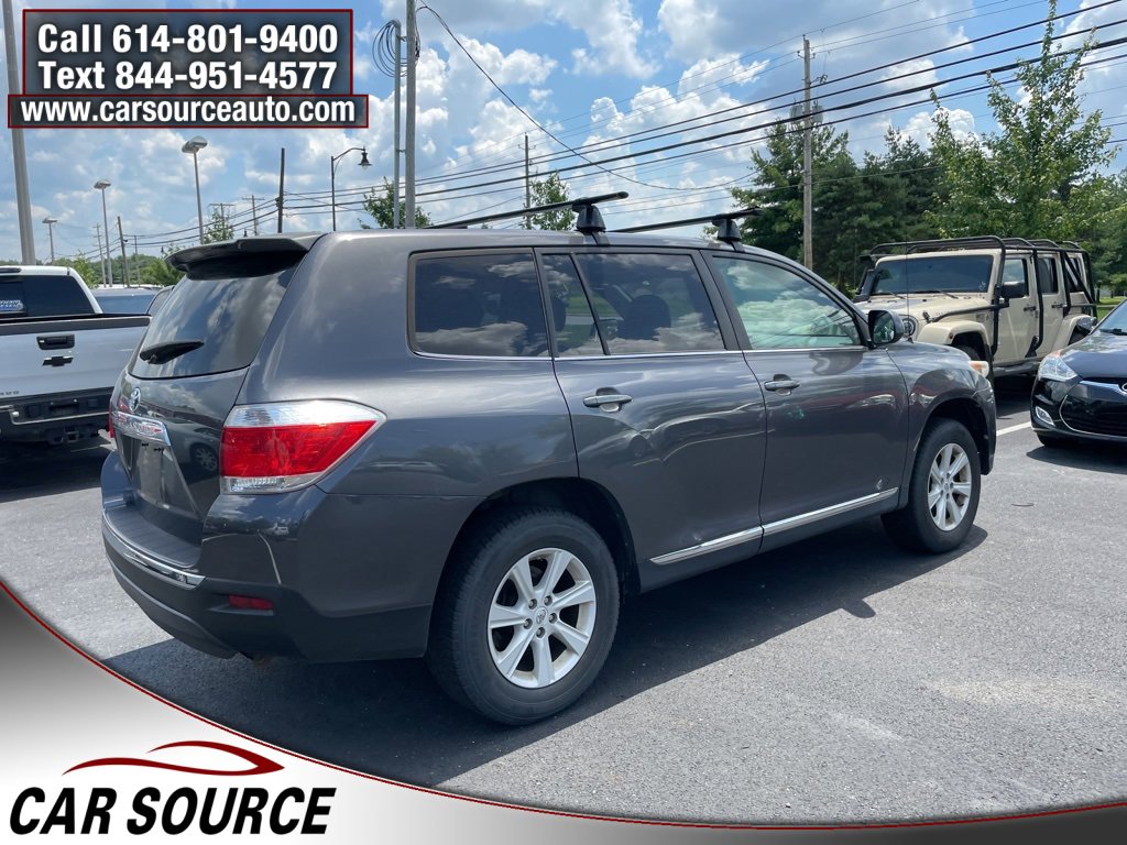 Used 2012 Toyota Highlander FWD image 10