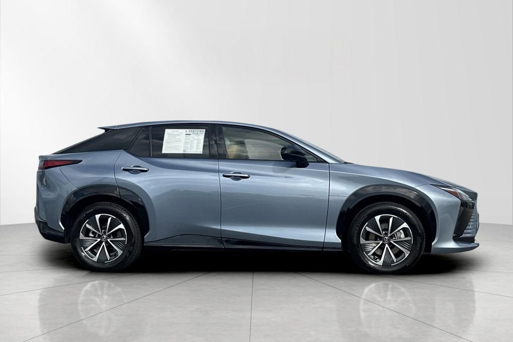 Certified 2023 Lexus RZ 450e Premium w/ Accessory Package (Z1) image 7
