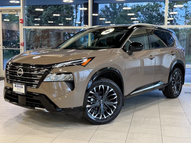 Used 2024 Nissan Rogue Platinum w/ Platinum Premium Package AWD/4WD image 1