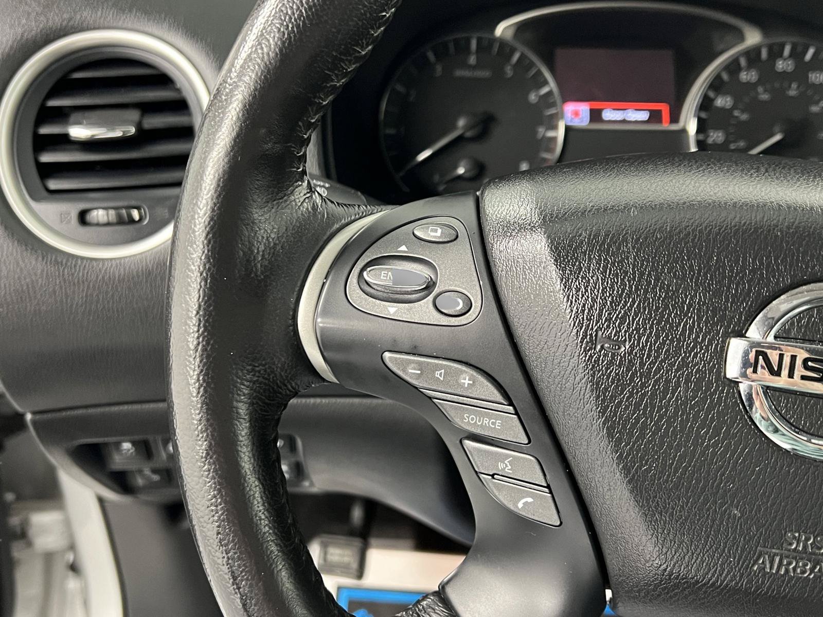 Used 2019 Nissan Pathfinder SL AWD/4WD image 24