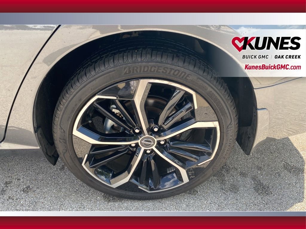 Used 2024 Nissan Altima 2.5 SR image 23