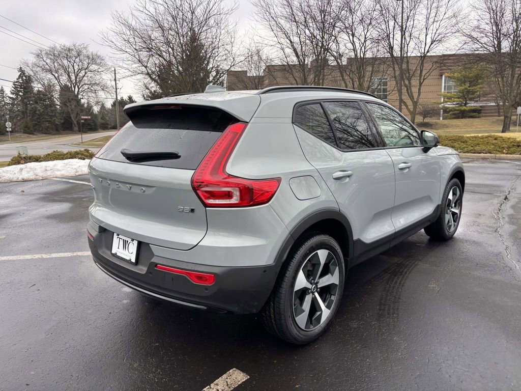 New 2026 Volvo XC40 B5 Plus w/ Protection Package Premier image 7