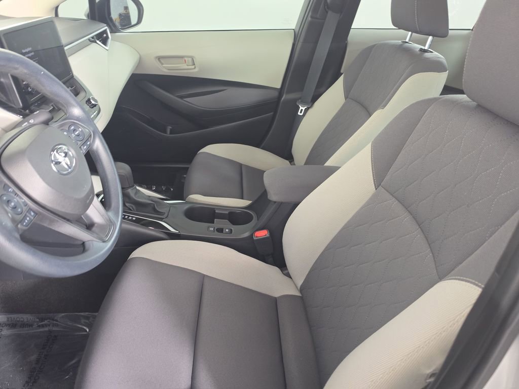 Used 2023 Toyota Corolla LE w/ LE Convenience Package FWD image 8