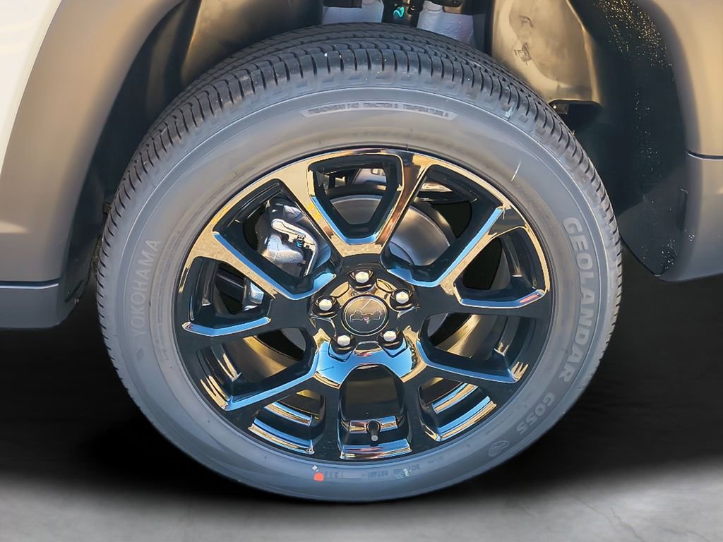 New 2026 Jeep Compass Latitude image 3