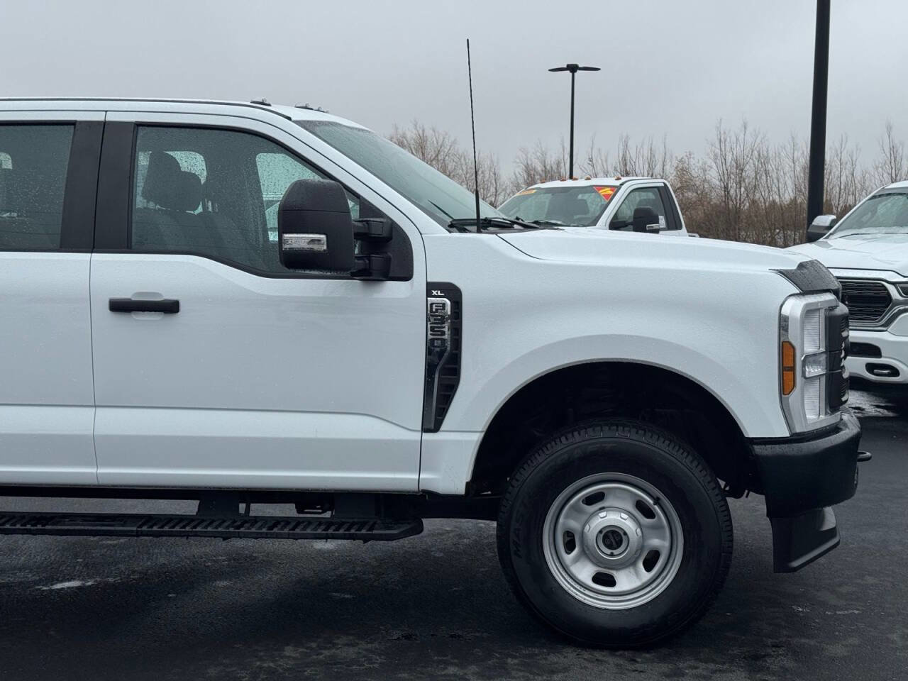 Used 2024 Ford F350 XL w/ FX4 Off-Road Package image 4