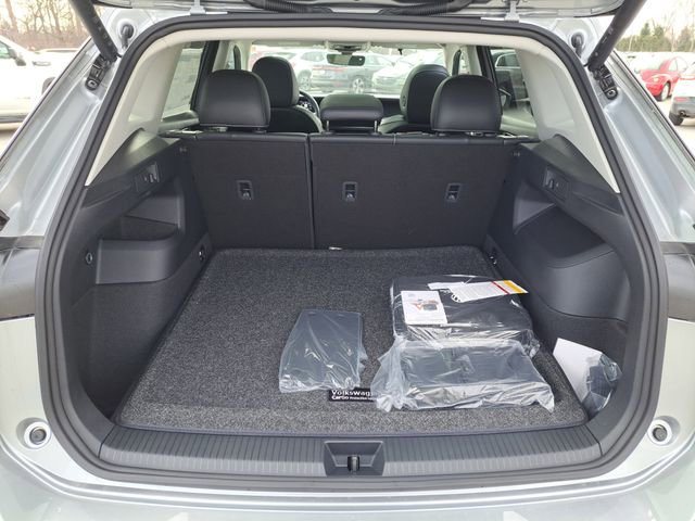New 2026 Volkswagen Tiguan SE AWD/4WD image 25